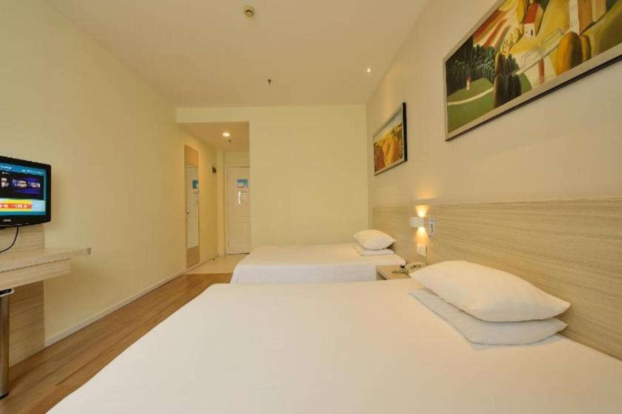Hanting Hotel Shanghai Xujiahui Екстериор снимка