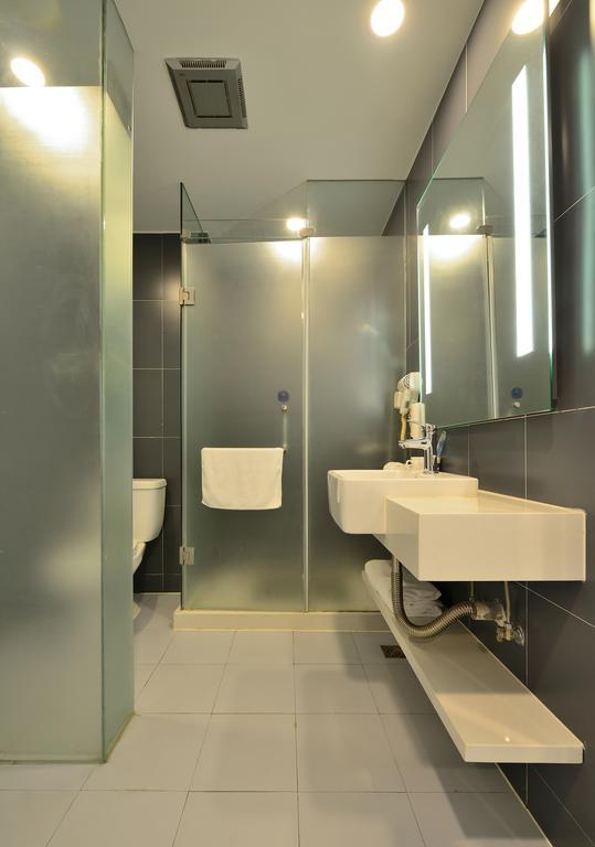 Hanting Hotel Shanghai Xujiahui Екстериор снимка